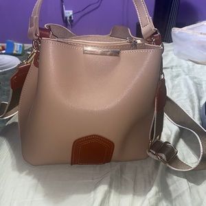 Crossbody purse